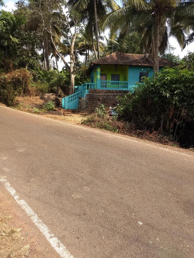 AGONDA green house Buitenkant foto
